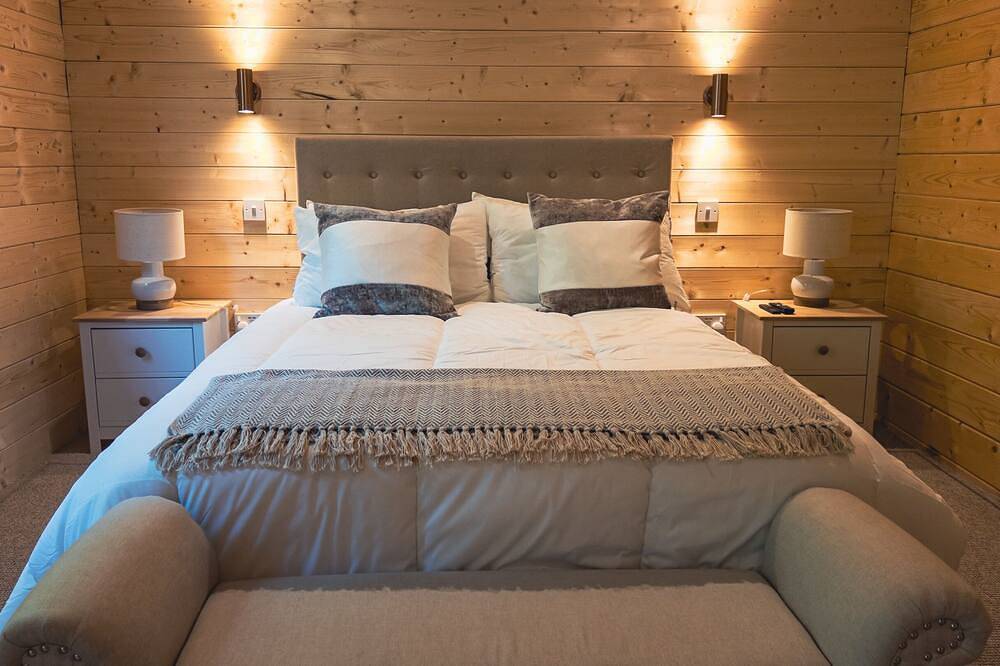 Sundance Lodge - Spacious Lodge - Hot Tub! in Northumberland