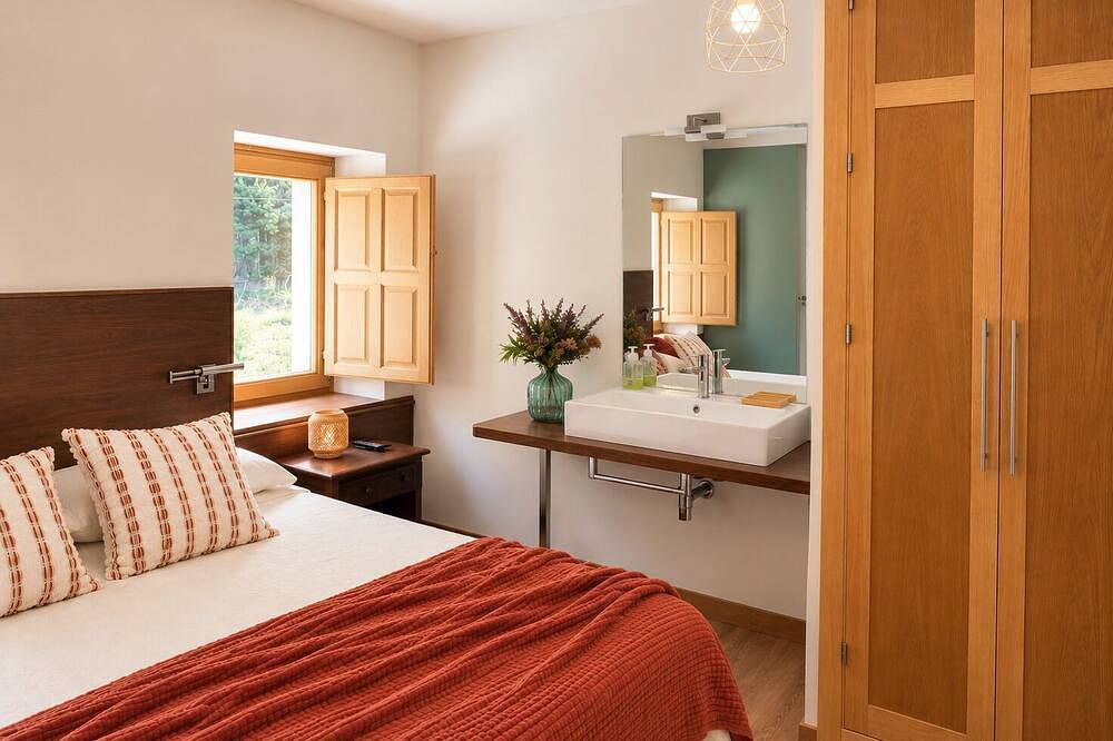 Salto del Ciervo Private Estate in the natural setting of the Sierra de Cuenca in Priego, Cuenca Province