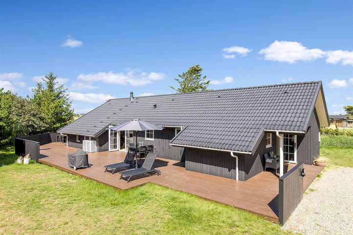 Ferienhaus für 10 Personen, mit Sauna und Whirlpool sowie Terrasse, mit Haustier in Blavand - 2