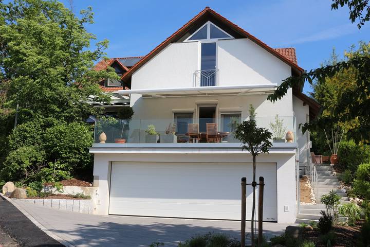 Ganze Wohnung, Ferienwohnung Brüssing - Schöne Ferienwohnung mit kostenfreiem Wlan in ruhiger Lage in Pentling, Ostbayern
