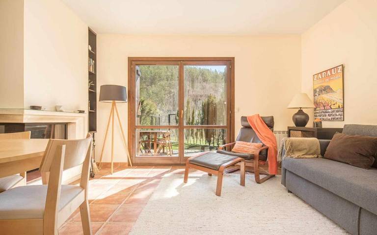 Casa rural para 8 personas, con terraza y jardín en La Jacetania - 2