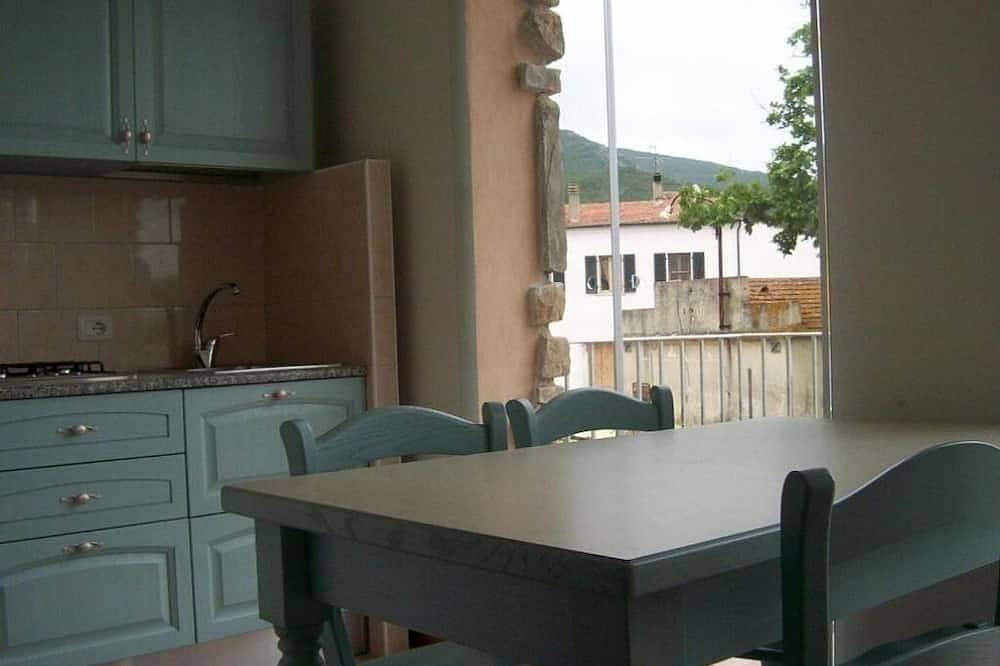 Ganze Wohnung, Residence Dolores Castle - Studio Apartment with Balcony in Campo nell'Elba, Elba