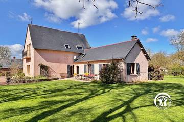 Gîte pour 10 personnes, avec jardin et piscine à Niafles