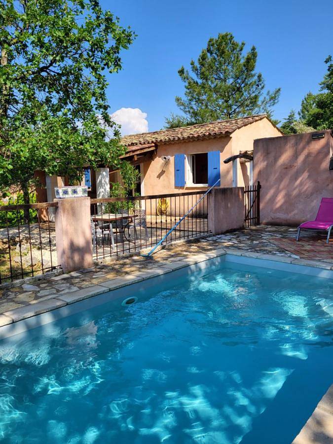 1 Chambre piscine commune et 1 Gite piscine privée La Sauvasse in Vagnas, Ardèche