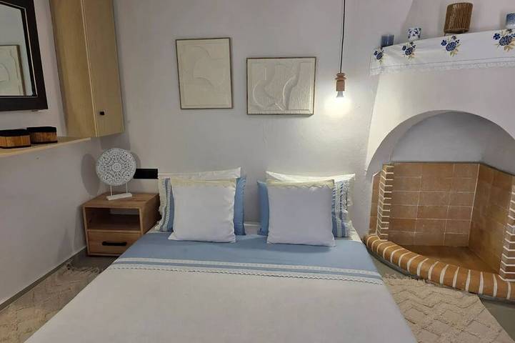 Ferienwohnung für 2 Personen, mit Garten in Archangelos