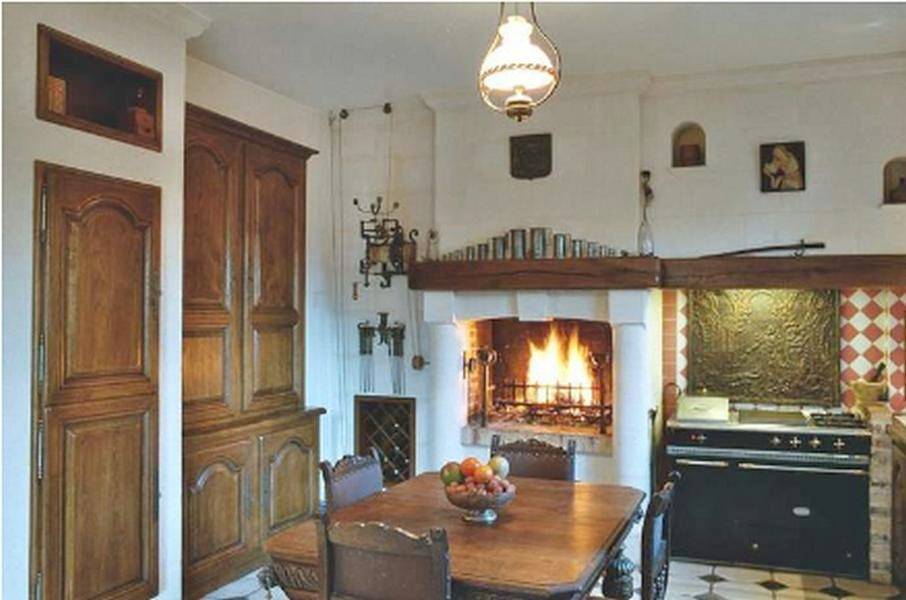 Two-Bedroom Suite in Ravenel, Oise