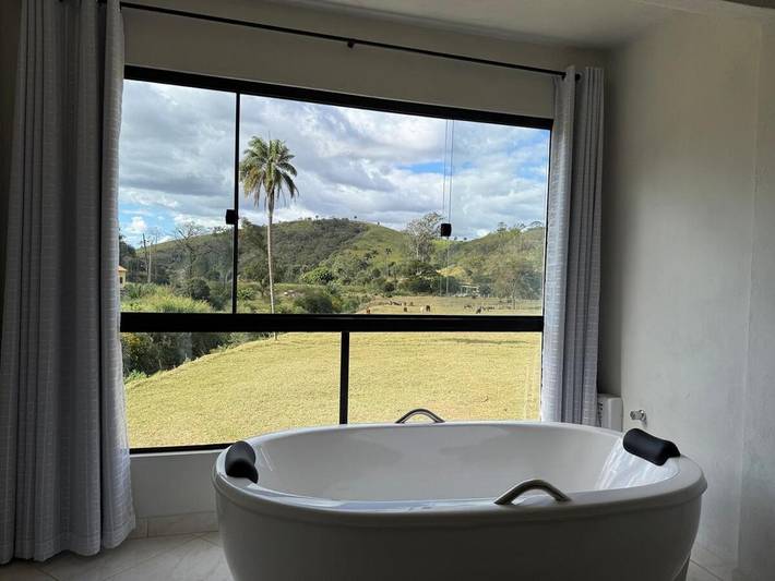 Casas e apartamentos de temporada para 2 pessoas, com vista, com animais de estimação em Paty do Alferes