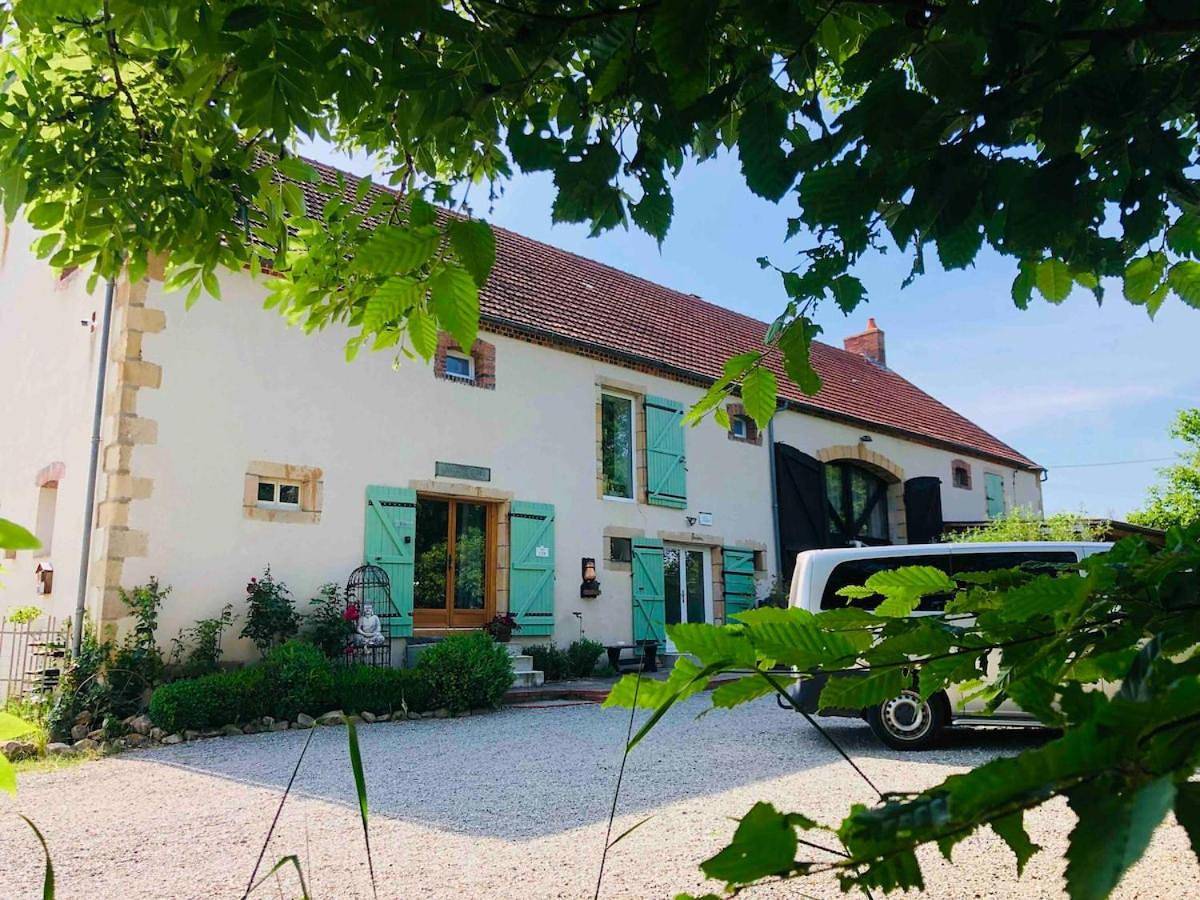 Appartement entier, "Gîte Le Voyageur" - Airco in Chamblet, Région de Montluçon