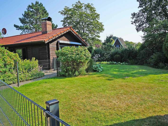 Ferienhaus für 4 Personen, mit Terrasse und Garten in Damp