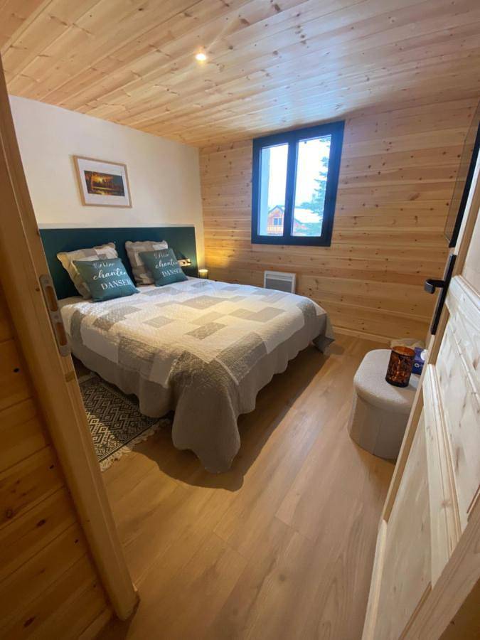 Gîte pour 10 personnes, avec vue et jardin dans Chabanon Selonnet - 2