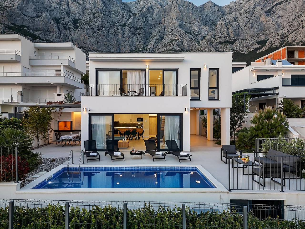 Holiday home complex - Villa Oliver in Veliko Brdo, Makarska