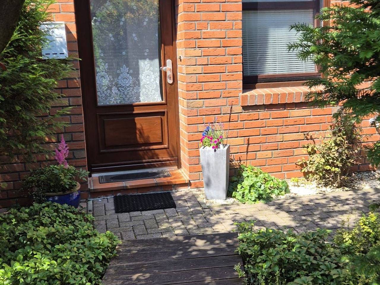 Ganze Ferienwohnung, Ferienwohnung Emler - Appartement/Fewo, Dusche, Wc, 1 Schlafraum in Aurich, Nordseeküste