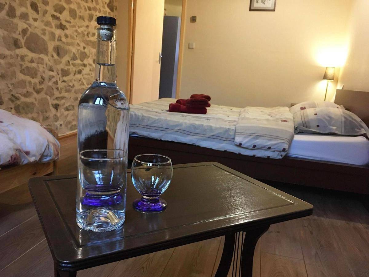 Chambre d’hôte pour 2 personnes avec jardin in Saint-Dizier-Masbaraud, Région de Guéret