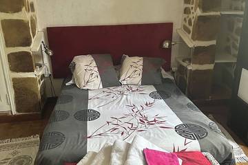 Gîte pour 2 personnes, avec jacuzzi et jardin à Saint-Germain