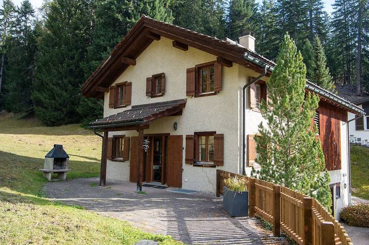 Ferienhaus für 9 Personen, mit Garten und Terrasse, mit Haustier