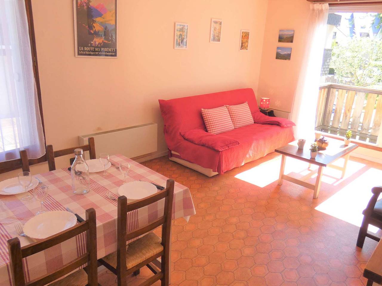 Entire apartment, Charming 1-Bedroom Apartment in Saint-Lary-Soulan with Balcony, Garage, Sleeps 6 in Saint-Lary-Soulan, Pyrenees National Park