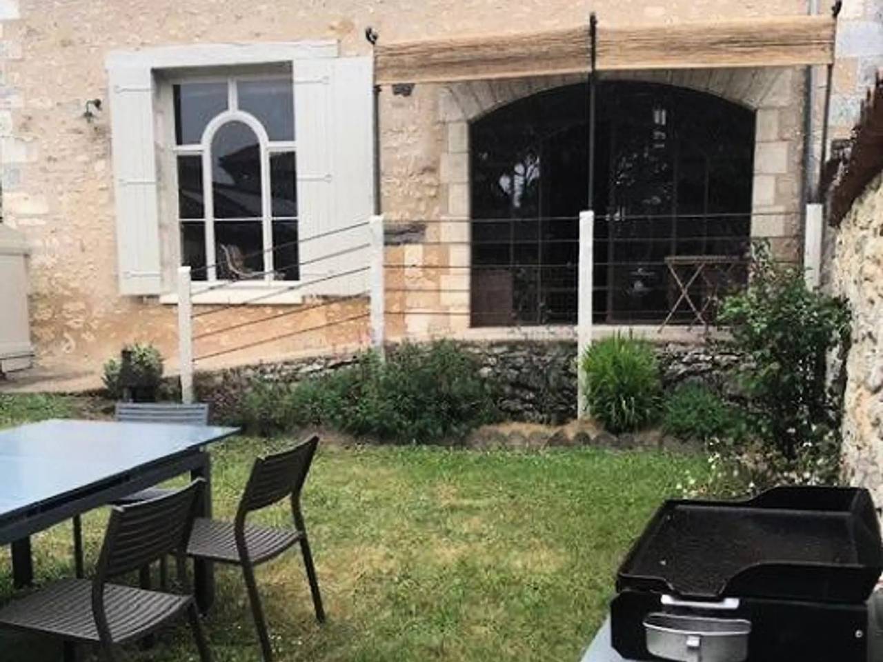 Casa 8 Personas in Champagnac-de-Belair, Périgord Vert