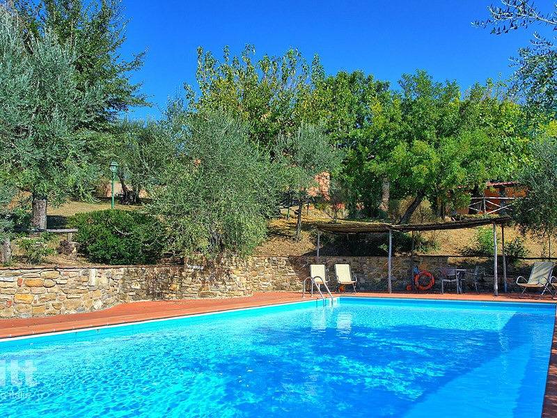 Tritt — This beautiful 4-person apartment in Montelupo Fiorentino is located among the vineyards in Montelupo Fiorentino, Provincia de Firenze