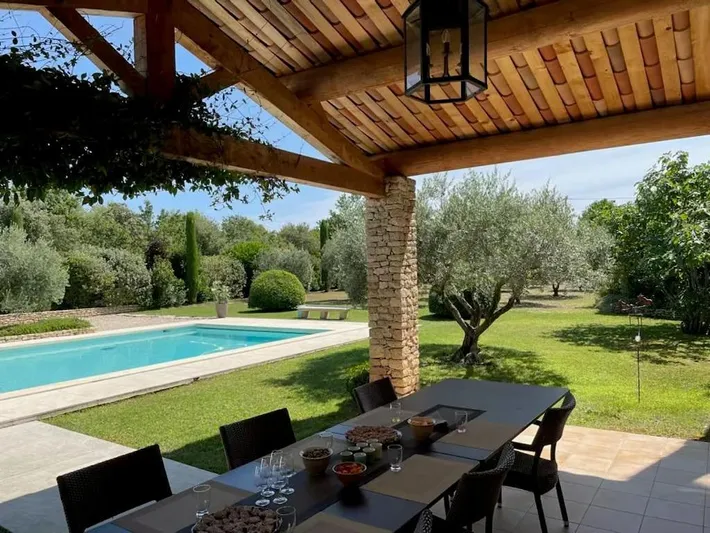 Chalet para 8 personas, con jardín y piscina - 1