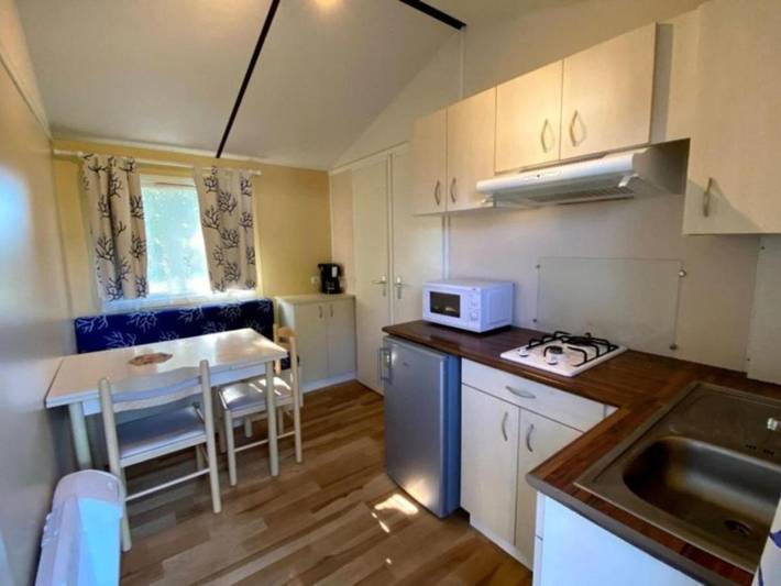 Location de vacances pour 4 personnes, avec terrasse à Athée - 3