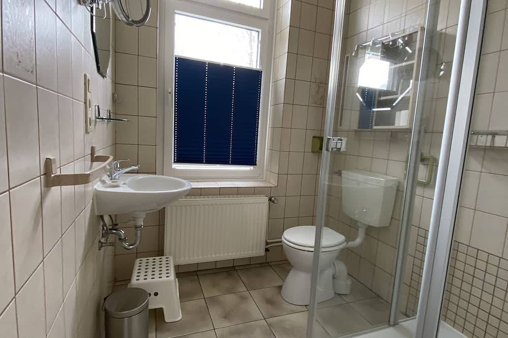 Ganze Wohnung, Ferienwohnung \"Kleine Möwe\" mit großem Garten im Herzen von Pilsum in Pilsum, Krummhörn