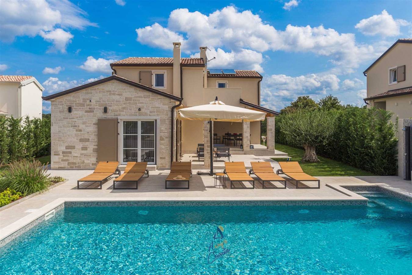 Villa avec piscine privée d’hydromassage et eau salée près de la plage in Tar (Croatia), Tar-Vabriga