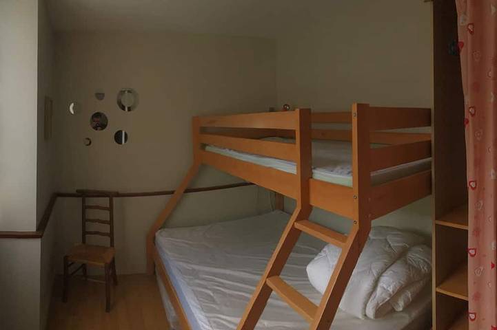 Location de vacances pour 7 personnes, avec jardin et terrasse, animaux acceptés à Menthon-Saint-Bernard - 2