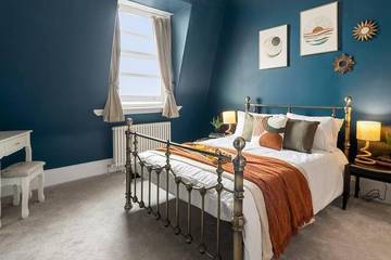 Apartment for 4 People in Teignmouth, Devon, Photo 1