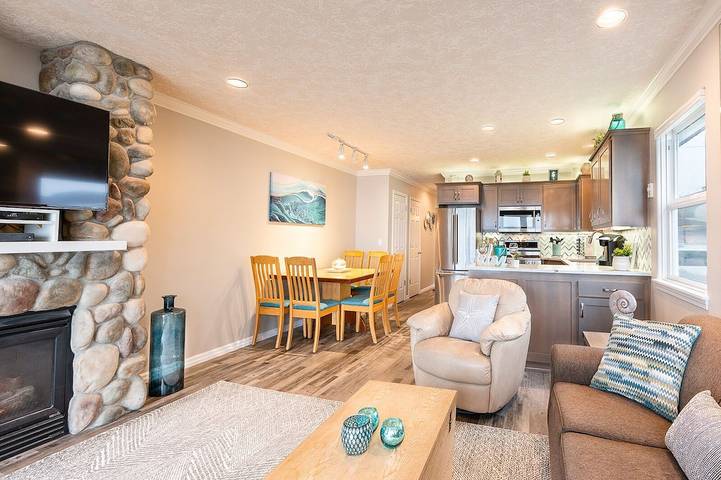 Ferienwohnung für 6 Personen, mit Whirlpool und Balkon in Oregon