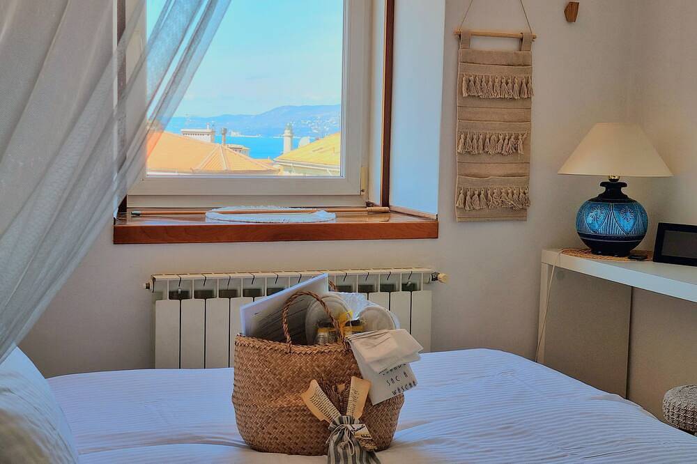 Apartamento entero, Le Petit Phare : in old town and sea view in Trieste, Carso