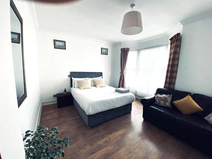 BnB für 10 Personen, mit Ausblick und Garten in London