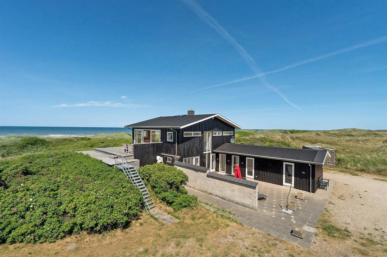 Awesome home in Pandrup w/ 5 Bedrooms and Wifi in Rødhus, Jammerbugt