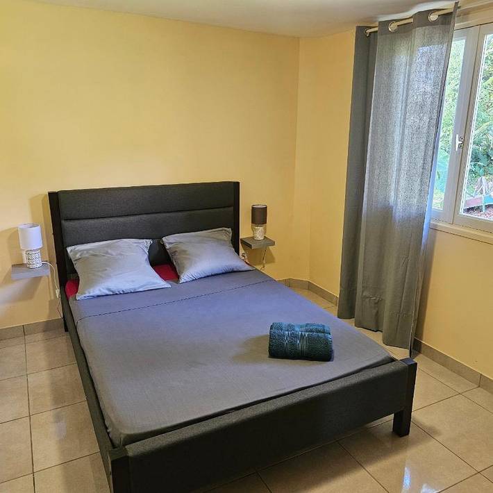 Appartement de vacances pour 2 personnes, avec terrasse et jardin