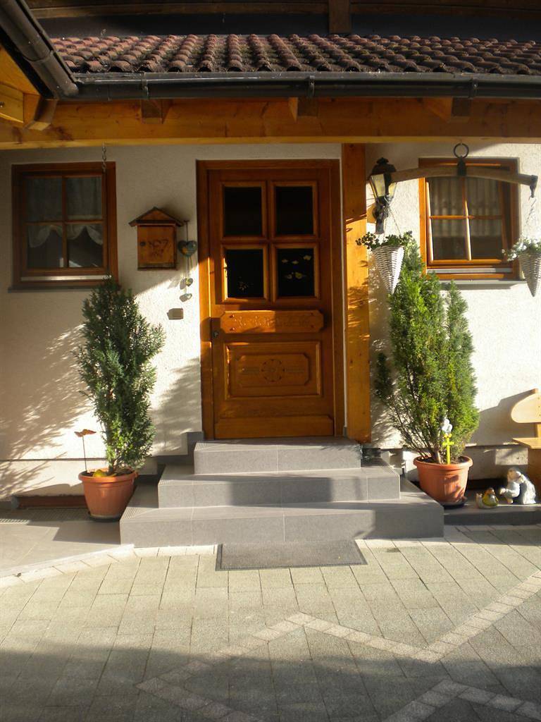 Ganze Ferienwohnung, Appartment/2 Sz+1 Wohnschlaf/Bad+Du,Wc in Virgen, Bezirk Lienz