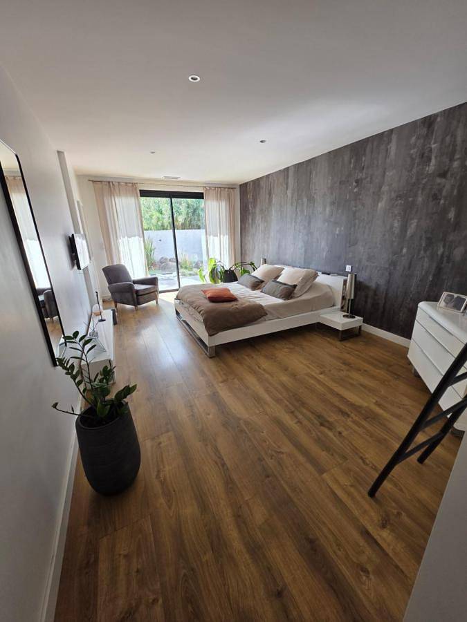 Location de vacances pour 8 personnes, avec vue ainsi que piscine et jardin dans Palais des Congres le Cap d'Agde - 4