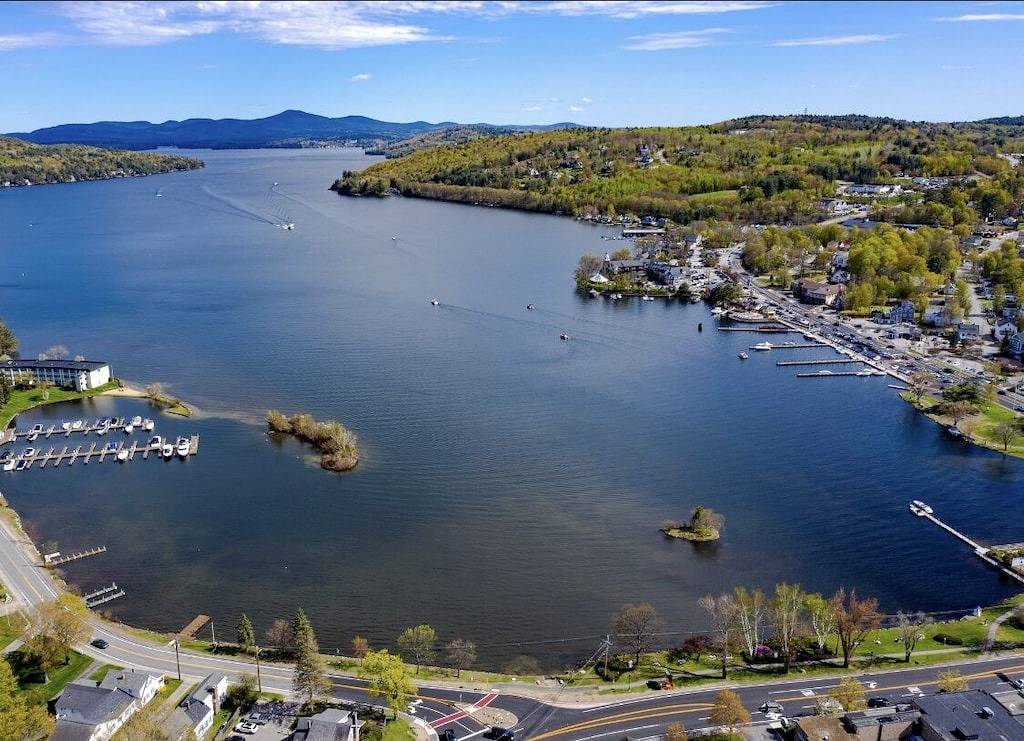 Log Cabin for 2 People in Meredith (NH), Lake Winnipesaukee