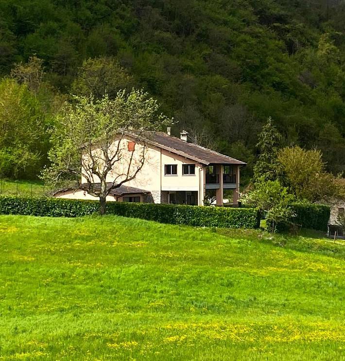 Location de vacances pour 5 personnes, avec vue et jardin à Bobbio