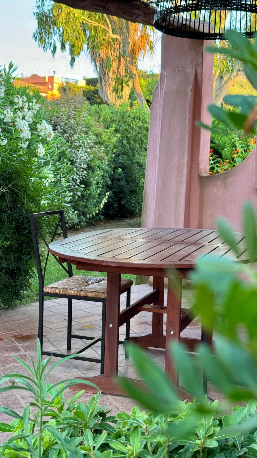 Casa vacanze 'Rosa' con piscina privata, Wi-Fi e aria condizionata in Stagno di Casaraccio, Punta De Su Turrione