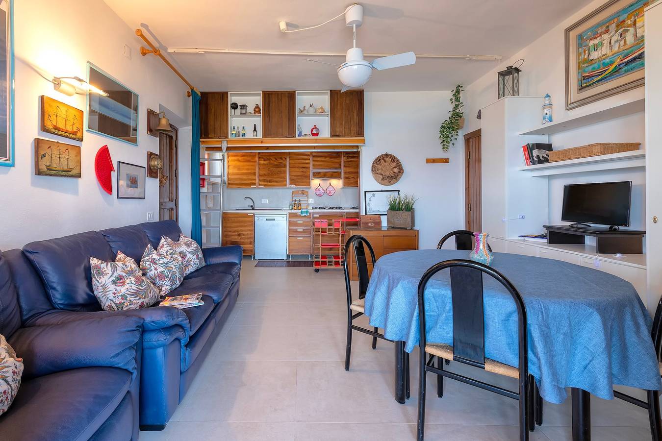 Casa Aura: vistas al mar, terraza privada y Wi-Fi in Spiaggia La Pelosa, Stintino