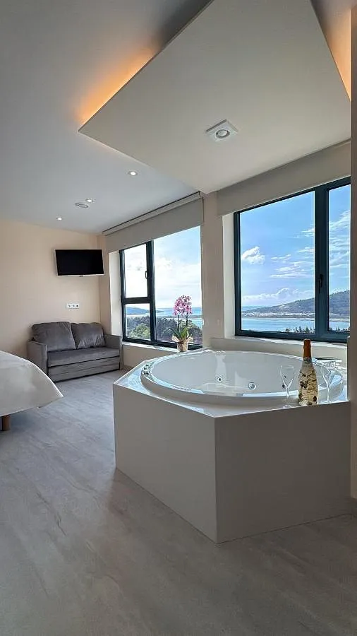 Apartmenthotel für 2 Personen, mit Ausblick und Terrasse - 1