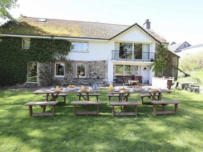 Vakantiehuis voor 15 personen, met Terras en Tuin in Stavelot