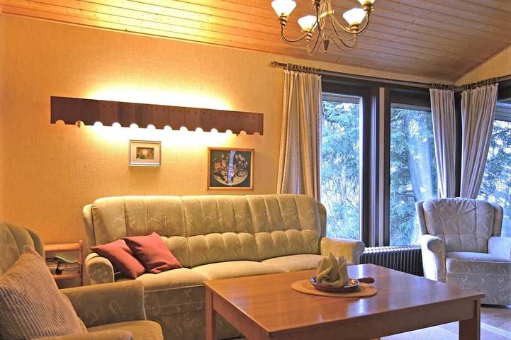 Bungalow für 5 Personen, mit Garten und Terrasse im Sauerland