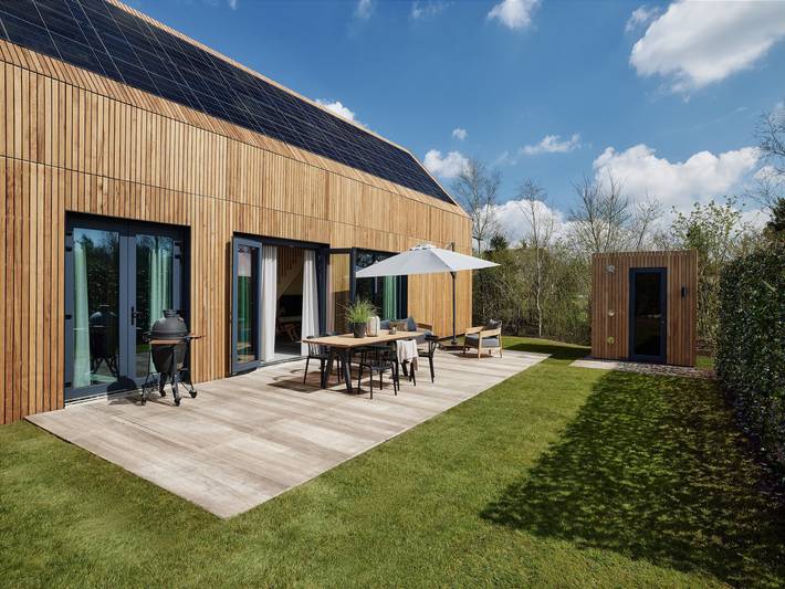 Vakantiehuis voor 6 personen, with zwembad and tuin as well as sauna in Appelscha