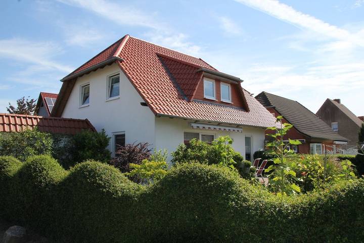 Ferienhaus für 9 Personen, mit Garten in Sassnitz - 2