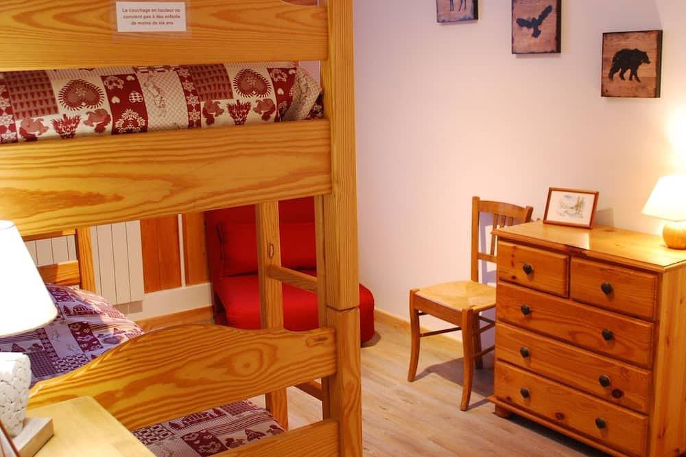 Appartement entier, 45m2 apartment - Renovated - South facing - Ground floor - 5 people - in Ceillac, Queyras