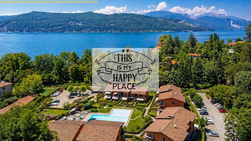 Ferienwohnung für 4 Personen, mit Ausblick und Balkon sowie Kinderpool und Pool