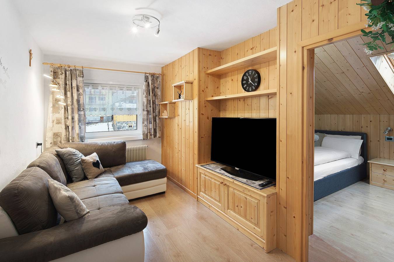 Appartamento intero, Appartamento 'Primavera 3' con Vista Montagna, Giardino in Comune e Wi-Fi in Moena, Dolomiti Superski