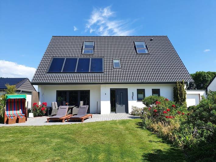 Ferienhaus für 6 Personen, mit Balkon und Garten sowie Sauna in Pellworm