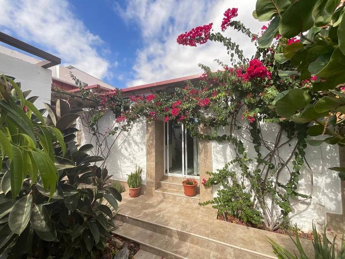 Casa de huéspuedes para 4 personas, con Terraza además de Jardín y Vistas en Adeje
