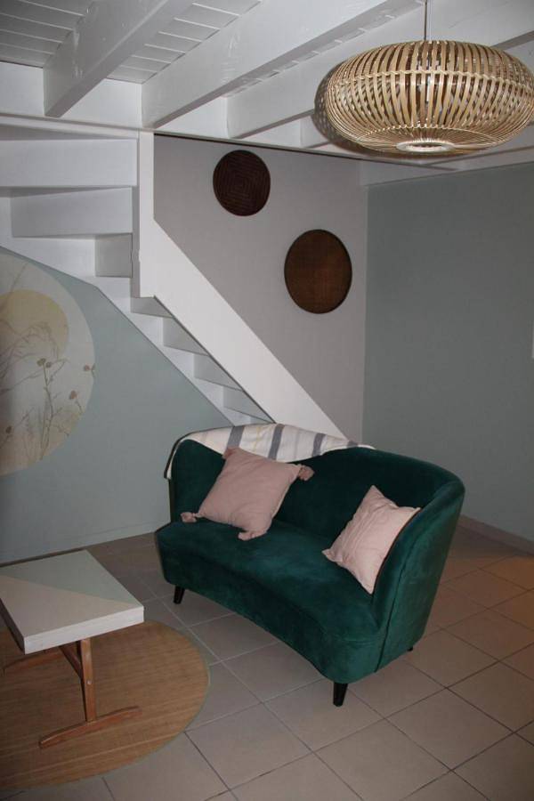 Location de vacances pour 2 personnes, avec terrasse et jardin à Lussas-et-Nontronneau - 4